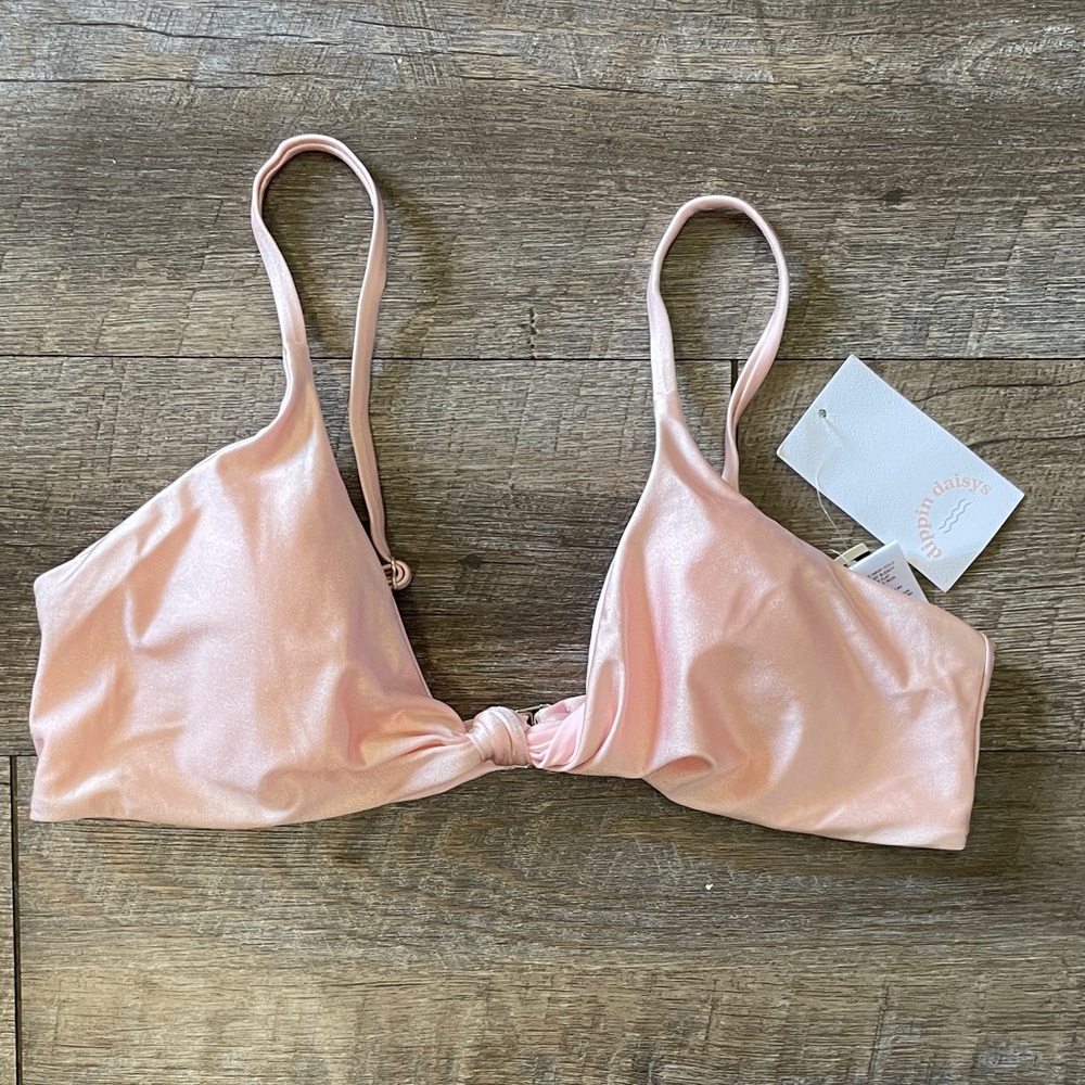 NWT Dippin Daisys Pastel Pink Zen Bikini Top